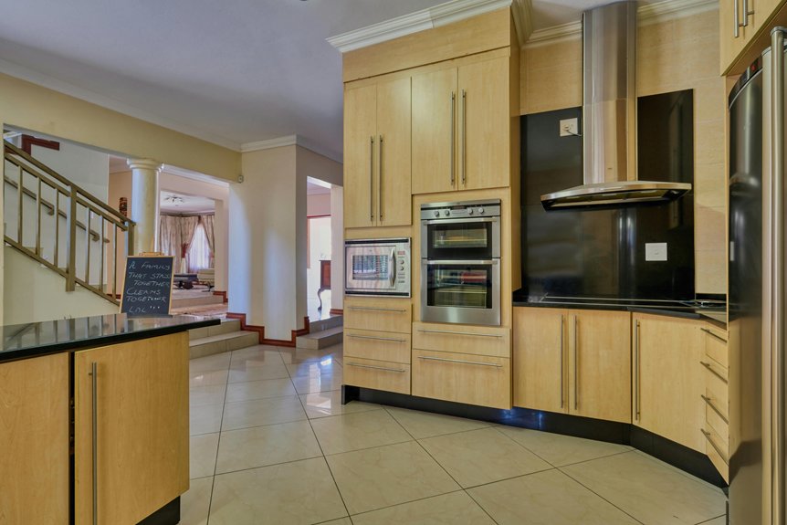 5 Steps to Modernize a 1970s Split Level Kitchen